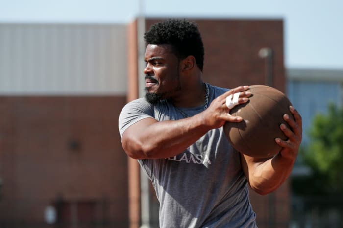 Chukwuebuka Enekwechi